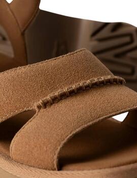 Ugg Sandalia  New Heights Tira tobillo Chesnut