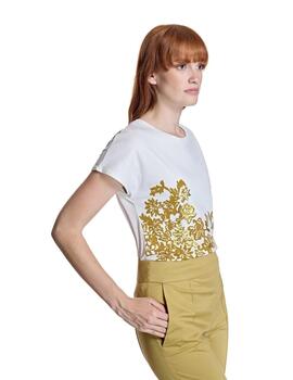 Alba Conde Camiseta Blanca Estampado floral