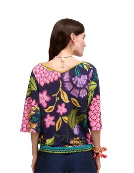 Aldo Martins Camiseta cuello pico oscura estampada