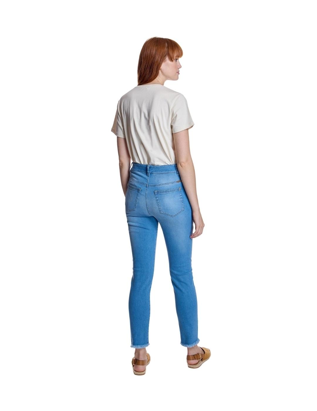 Alba Conde Pantalón Denim azul elástico