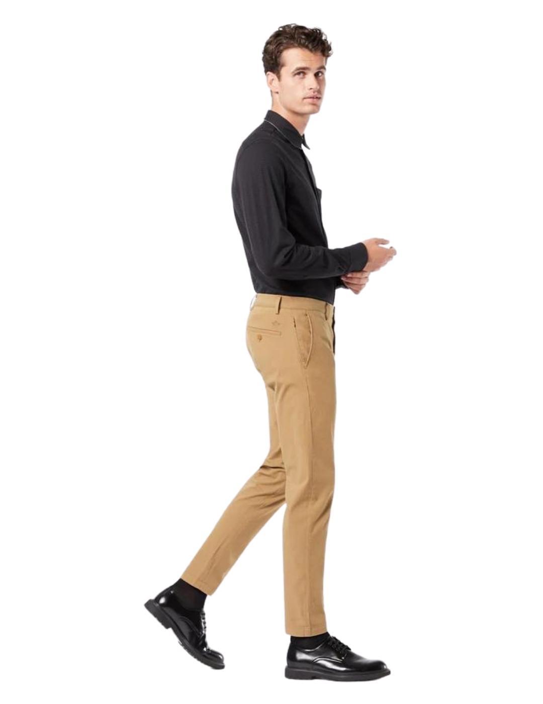 Men's Tapered Fit Smart 360 Flex Alpha Chino Pants