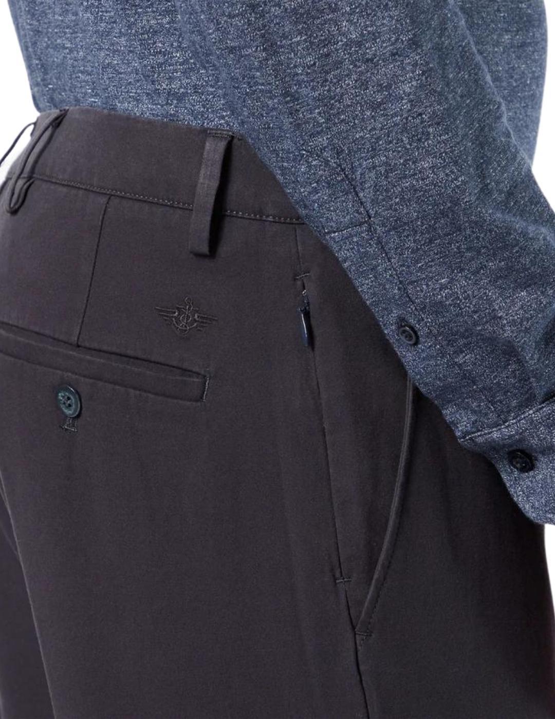 Men's Tapered Fit Smart 360 Flex Alpha Chino Pants