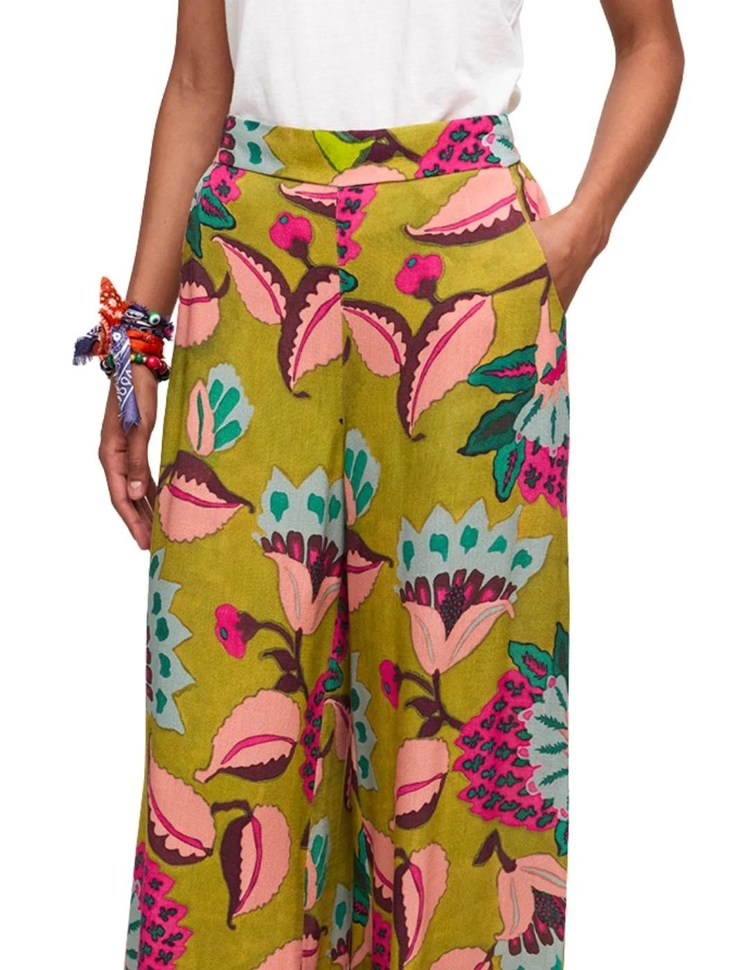 Aldo Martins Pantalón Verde con flores rosas