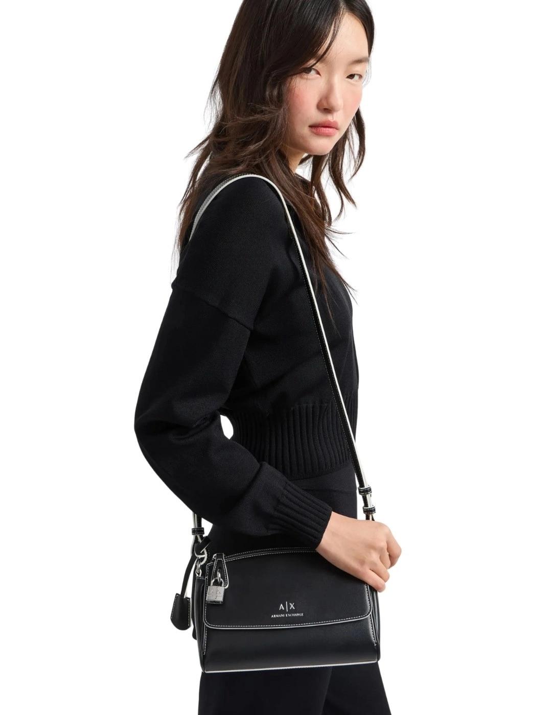 Armani Exchange Bolso negro de hombro