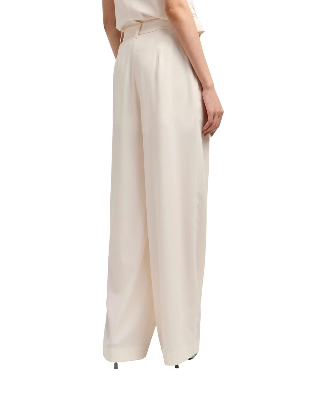 Armani Pantalones de mujer de vestir Blancos