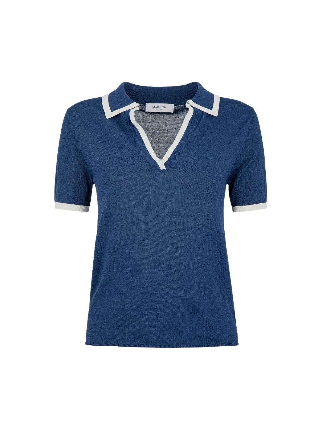 Markup Polo azul contraste blanco