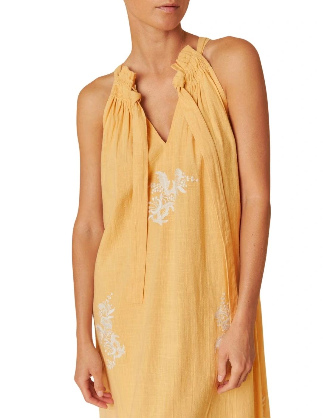 Indi & Cold Vestido Cuello Halter Mandarina
