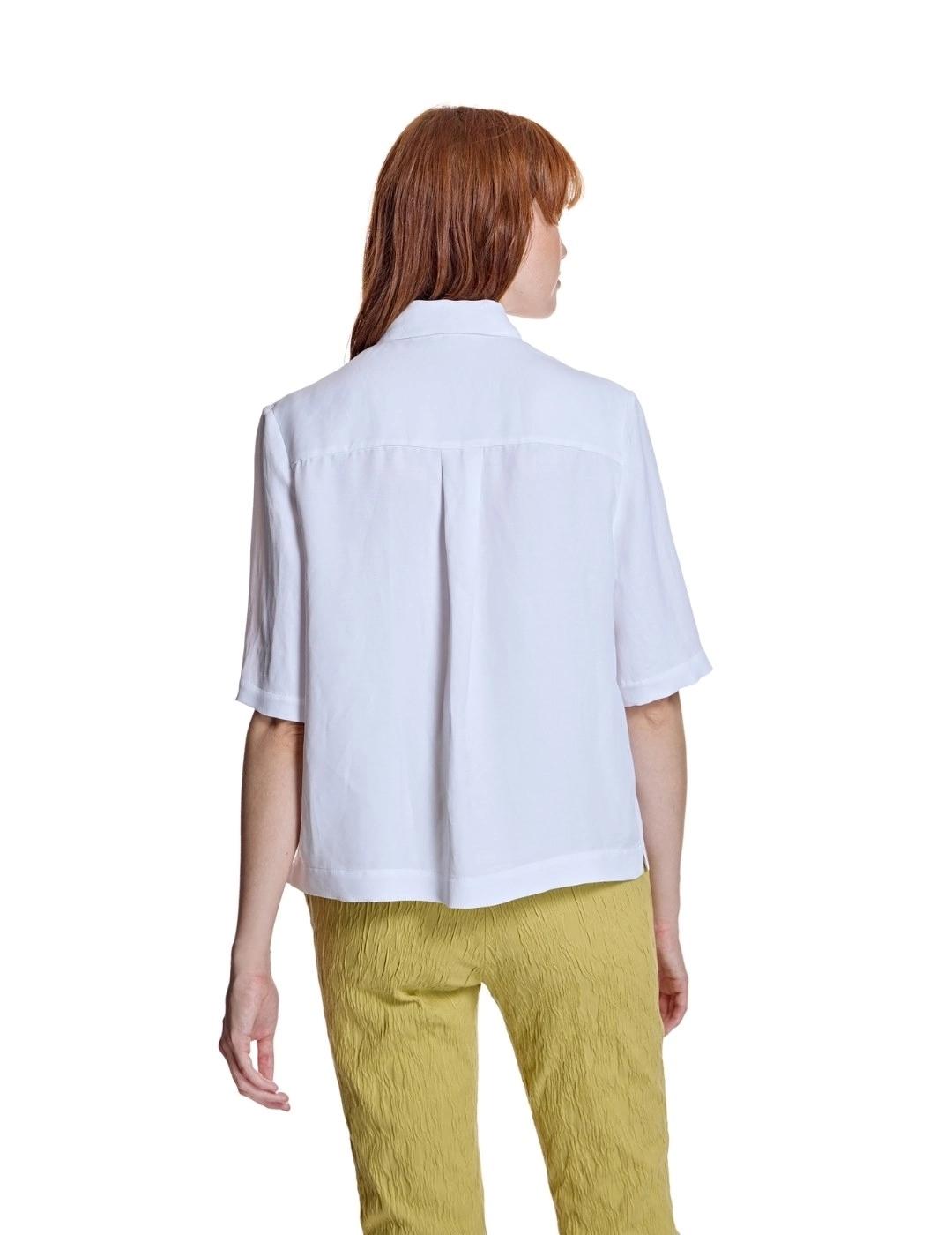 Alba Conde Camisa Blanca manga corta