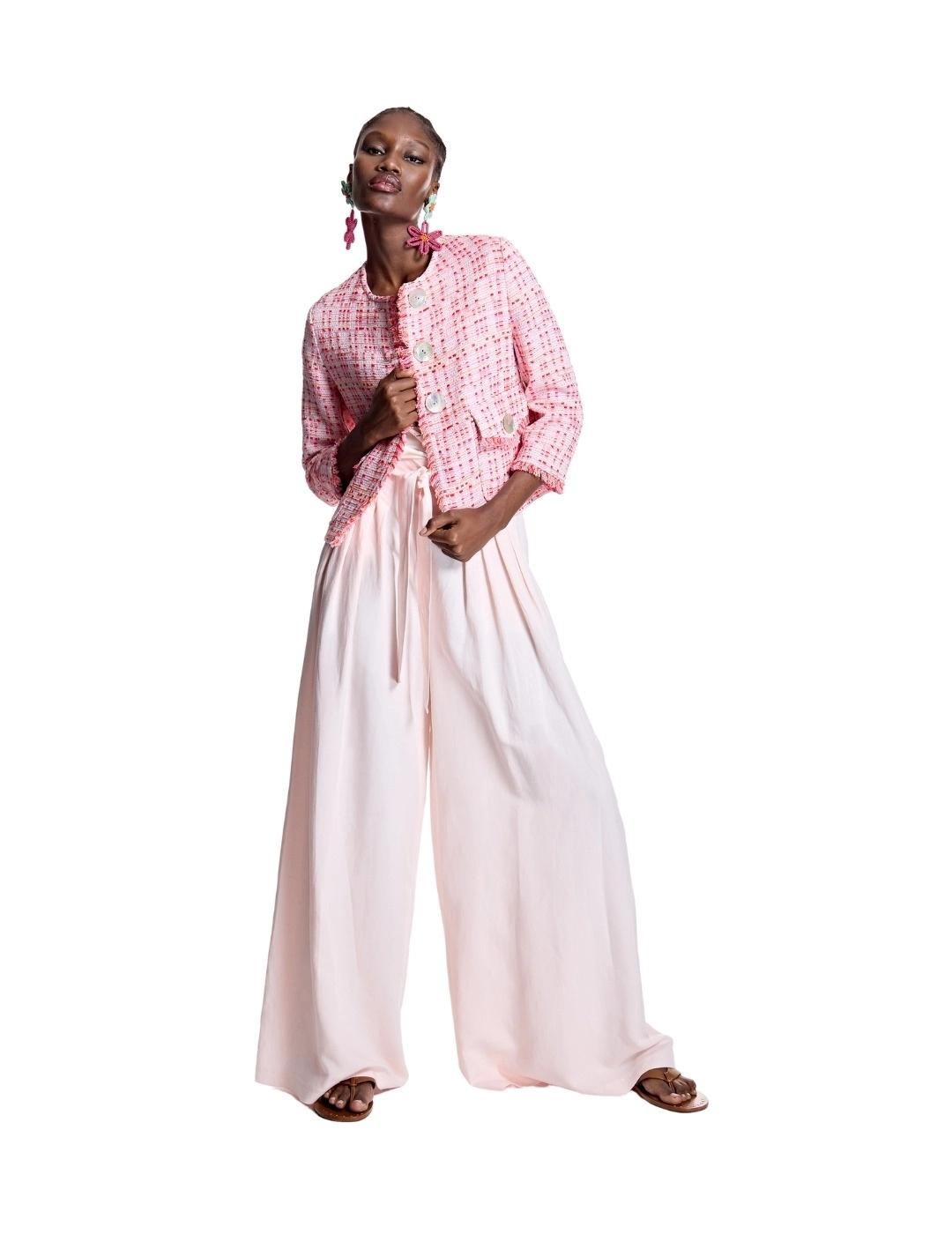 Alba Conde Chaqueta Estilo Chanel Rosa