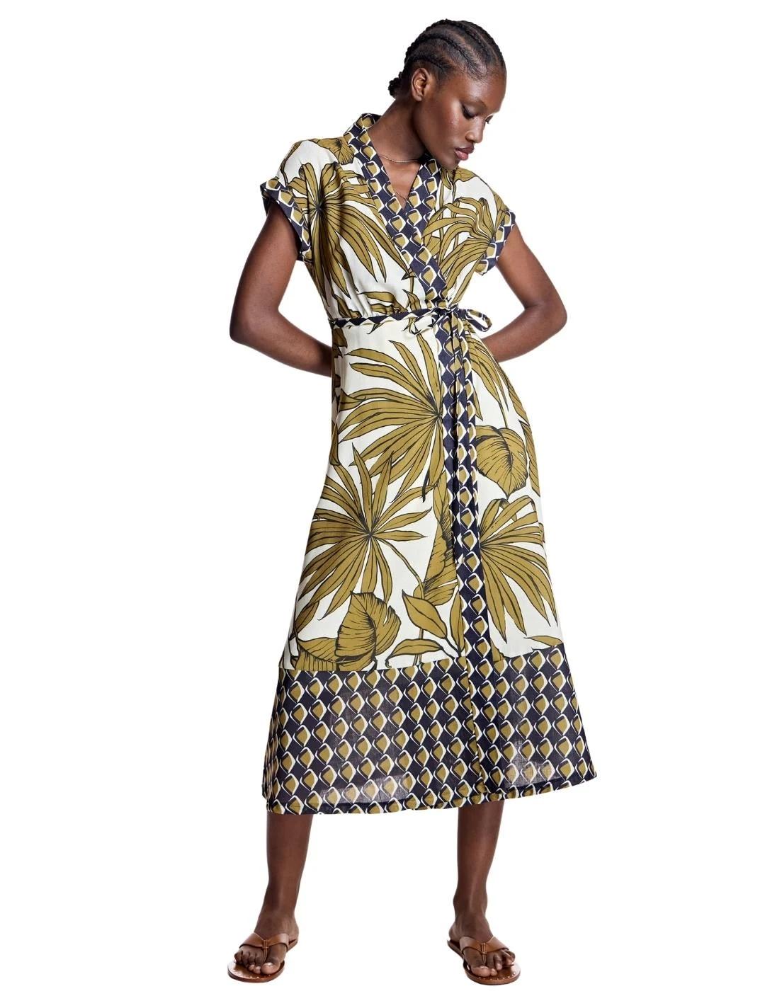 Alba Conde Vestido cruzado con estampado tropical