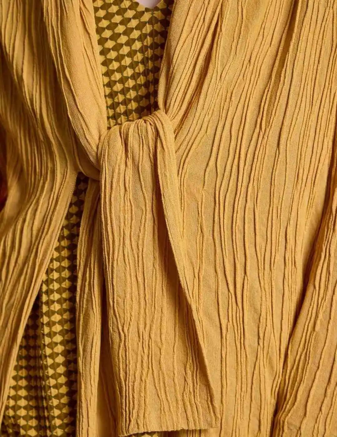 Alba Conde Chaqueta Amarilla texturizada