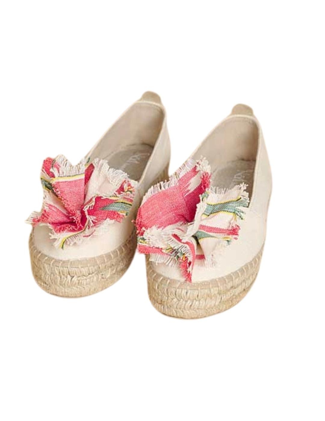 Nät Alpargatas Fornalutx beige con flor