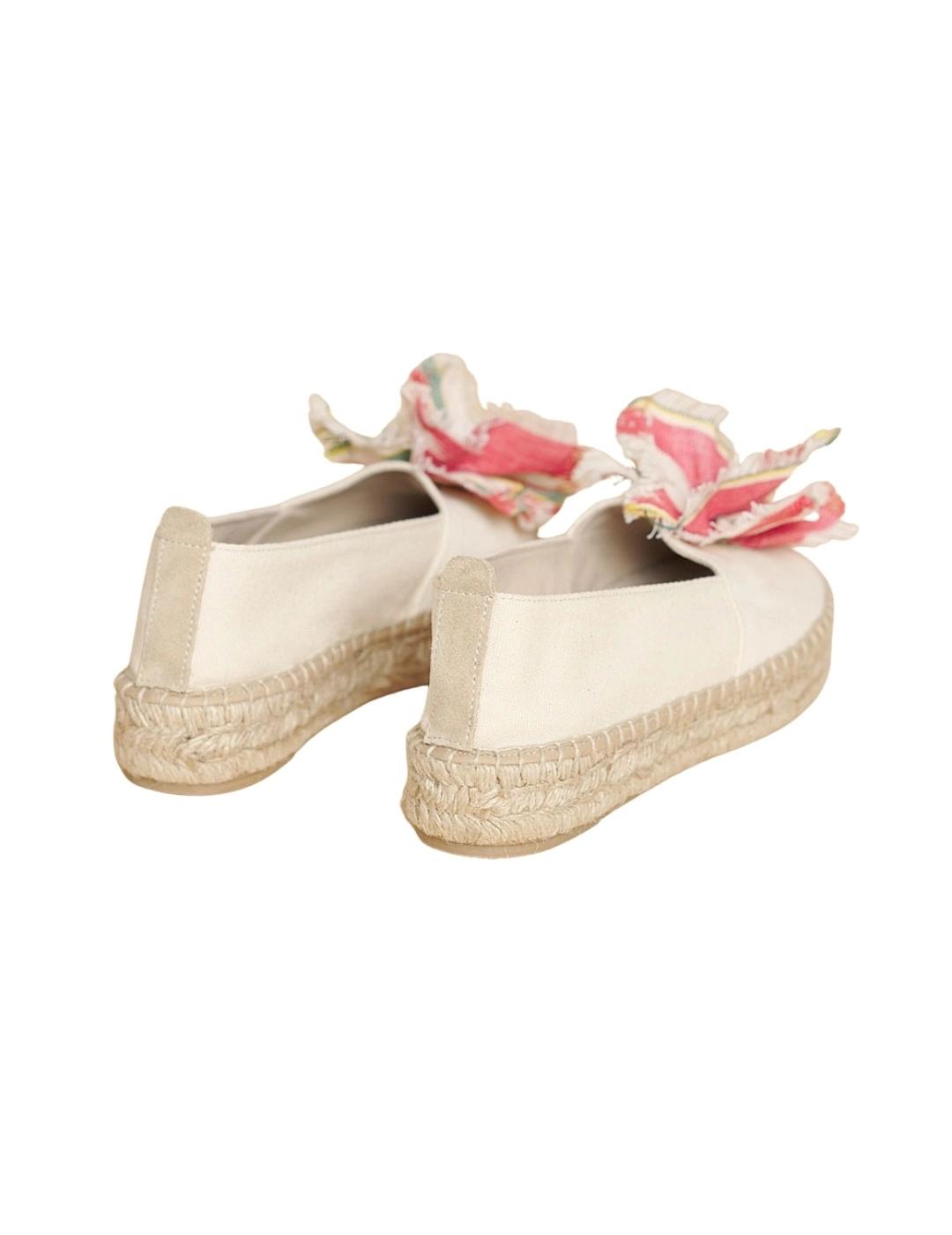 Nät Alpargatas Fornalutx beige con flor