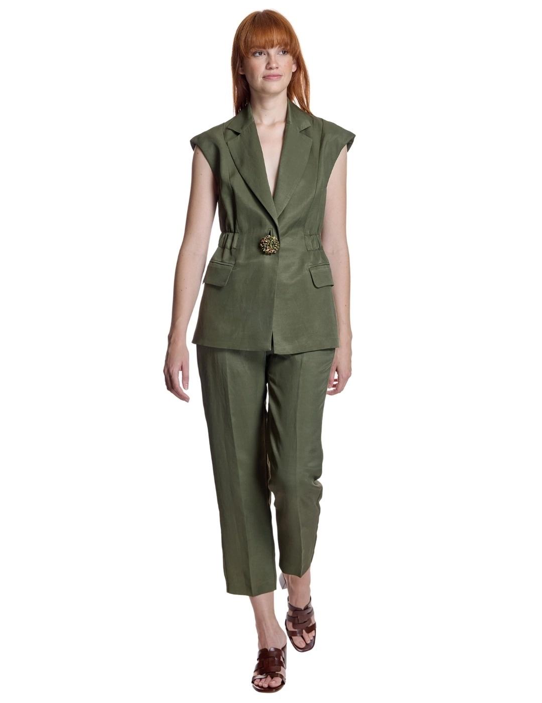 Alba Conde Chaleco verde kaki