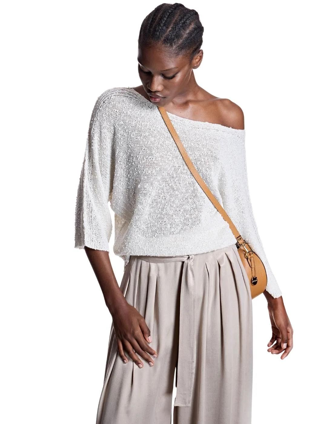 Alba Conde Jersey crudo escote barco