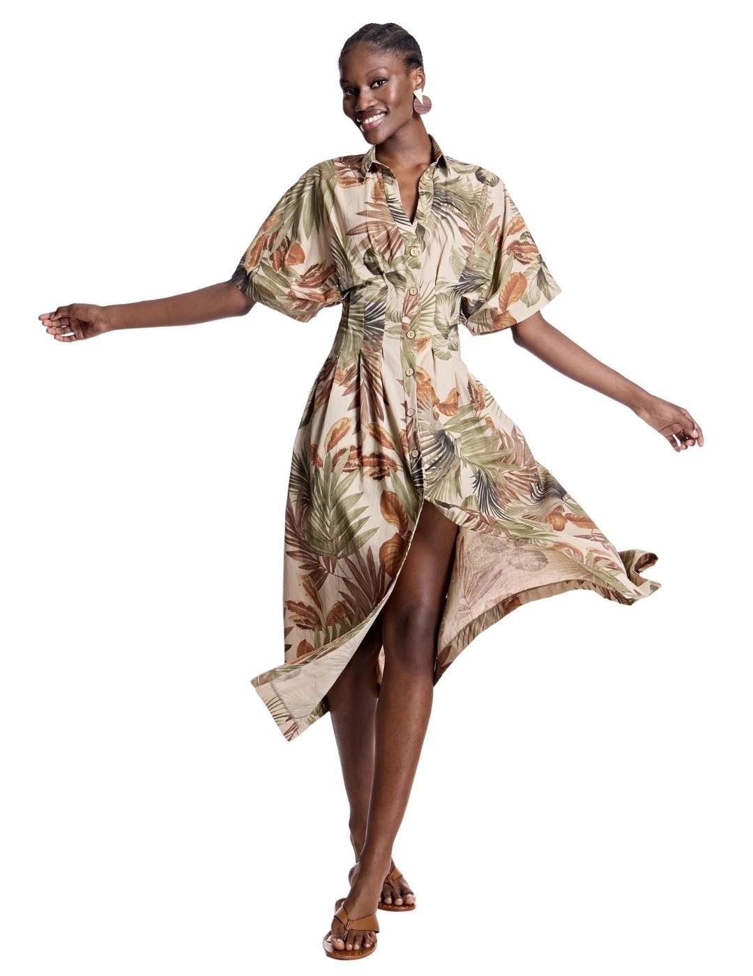 Alba Conde Vestido camisero estampado tropical