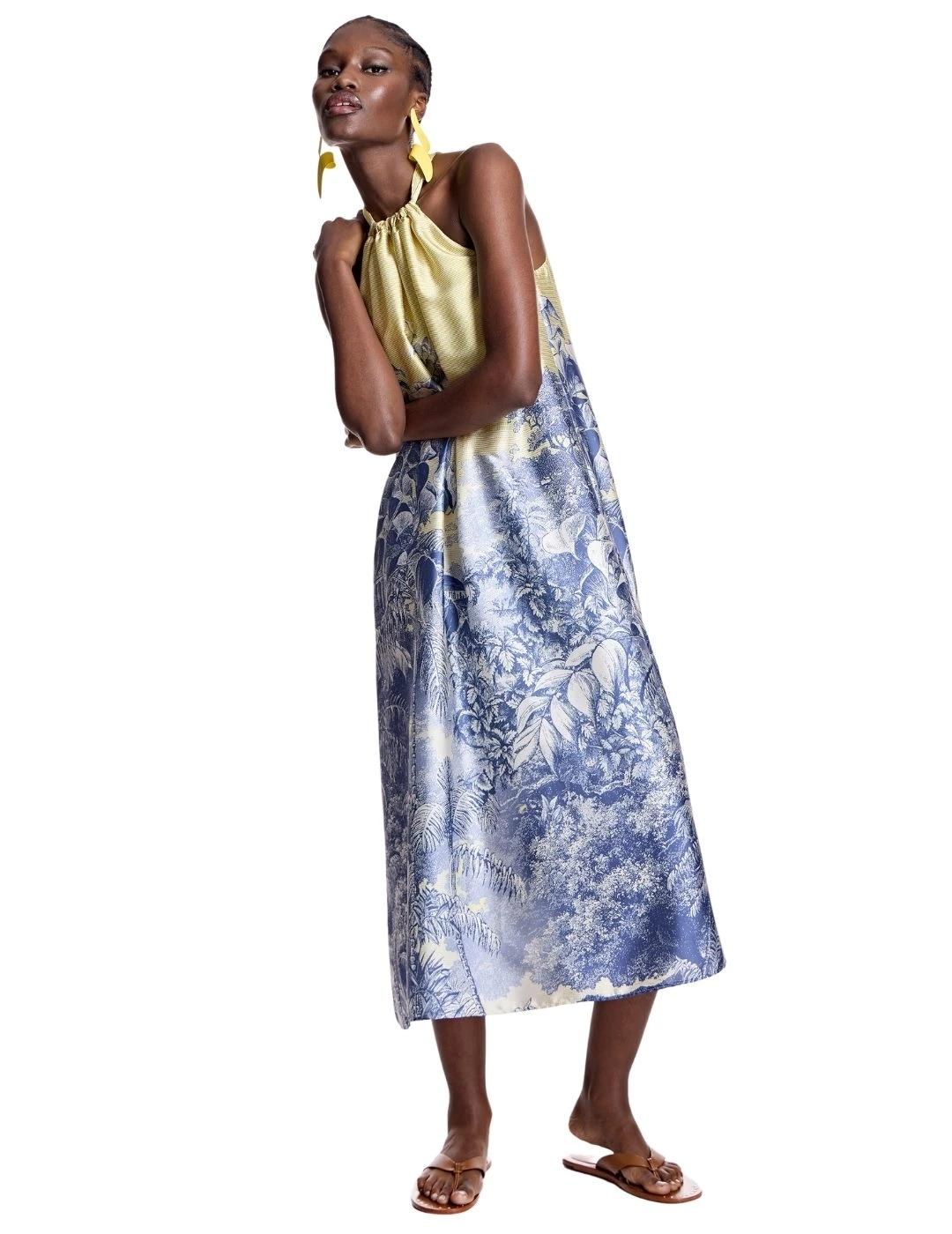 Alba Conde Vestido satinado estampado paisaje azul