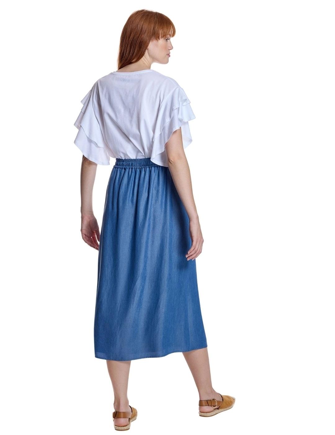 Alba Conde Camiseta Blanca con volantes y letras