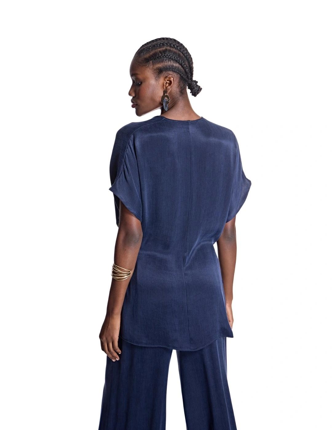 Alba Conde Blusa fluida cruzada Azul marino