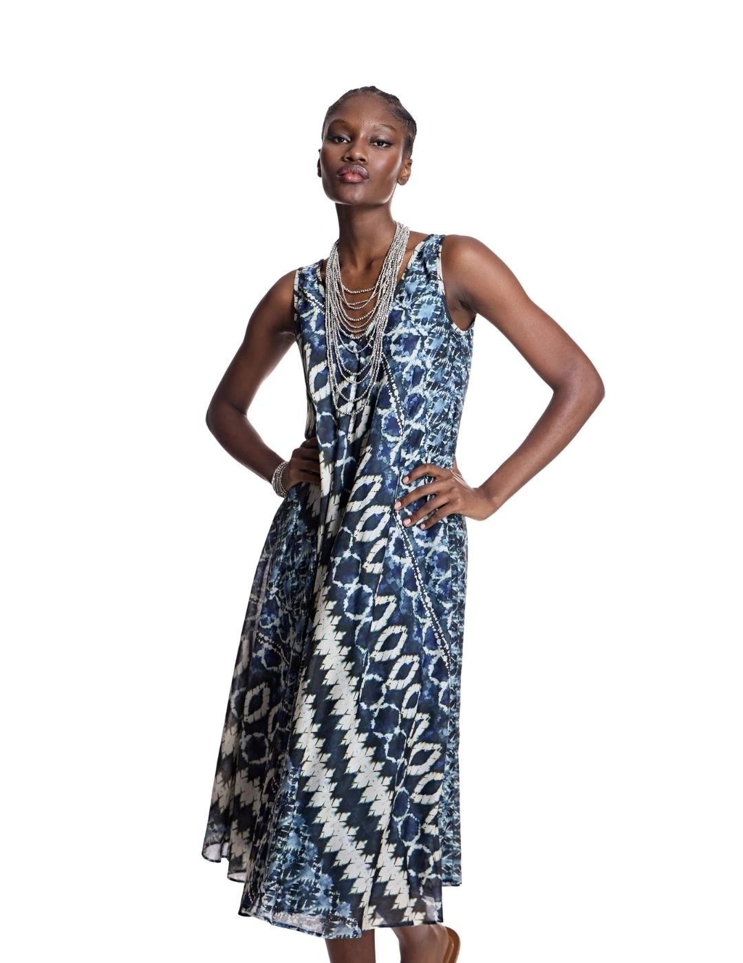 Alba Conde Vestido fluido estampado Azul marino