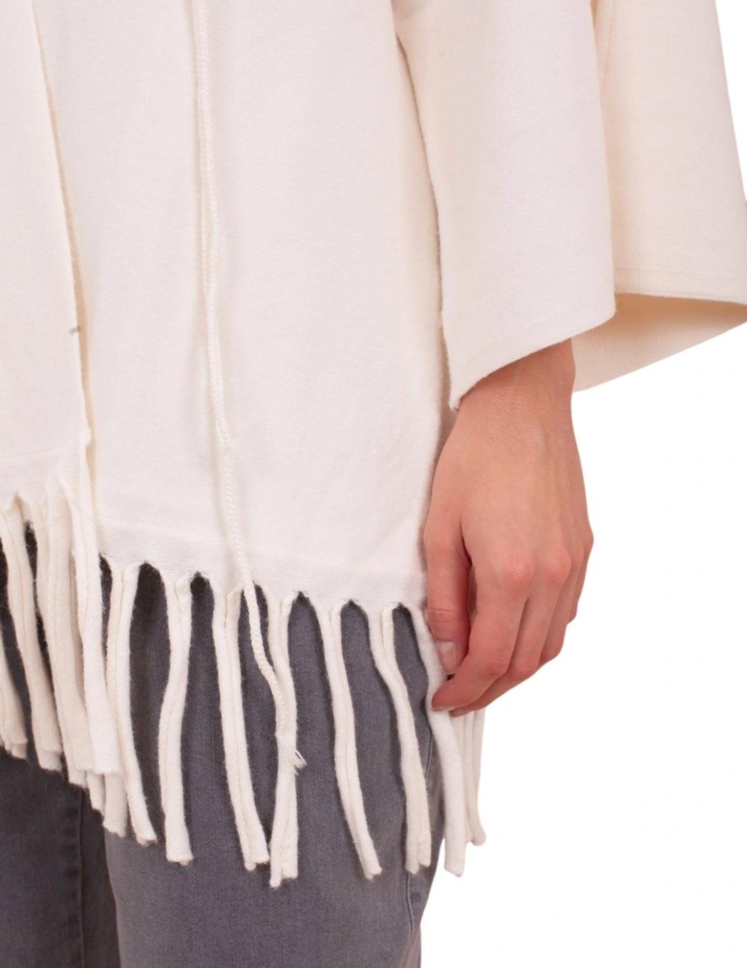 Anna Mora Chaqueta de Punto Blanca con flecos