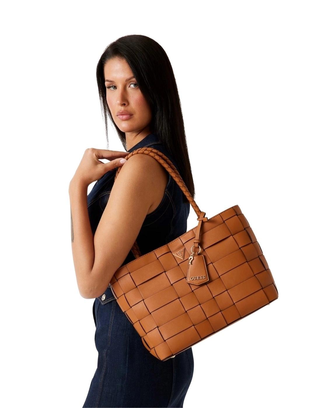 Guess Bolso Shopper Maylee trenzado Marrón