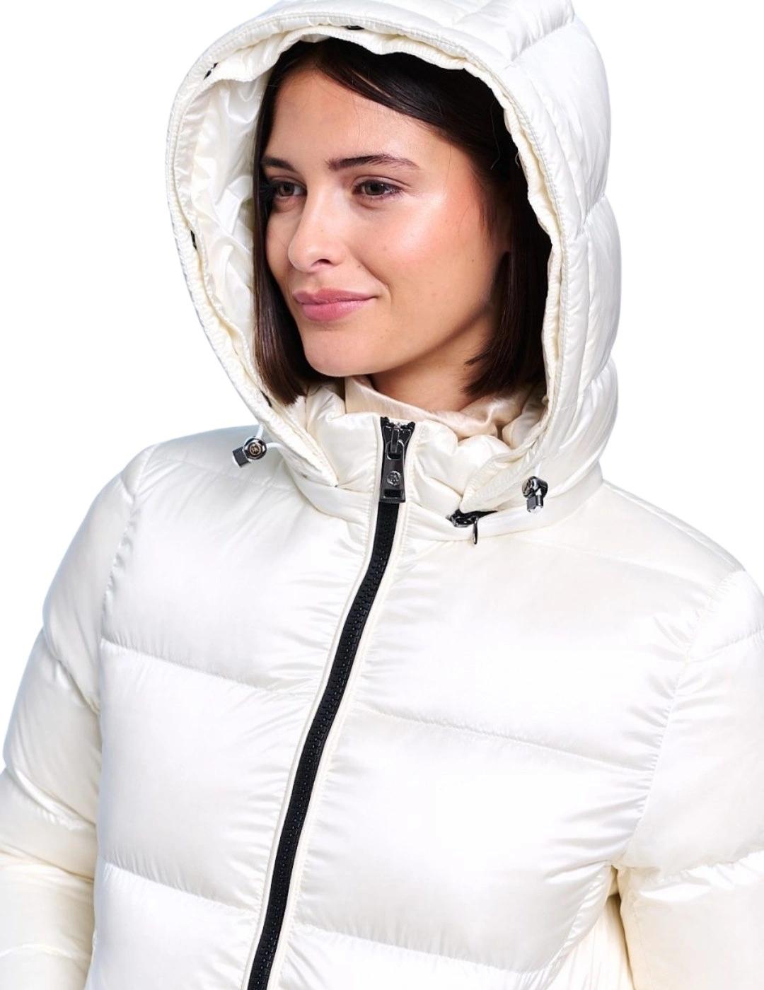 Henry Arroway Plumífero Daniela Nacre