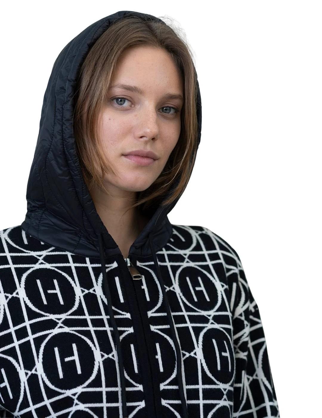 Hongo Chaqueta Negra estampada