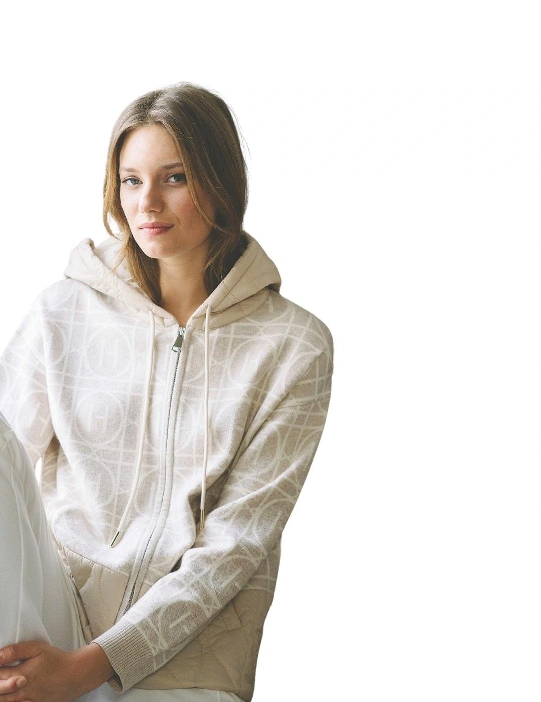 Hongo Chaqueta Beige con monograma