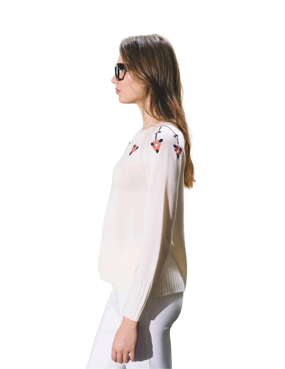 Hongo Jersey Crudo con bordados florales