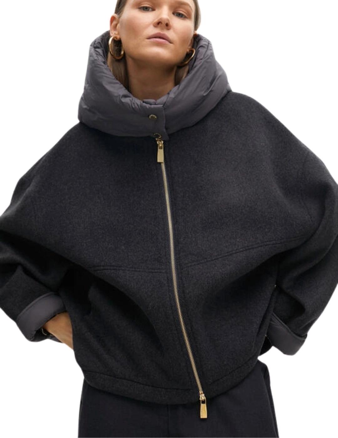 Lola Casademunt Abrigo Corto Bimateria Gris