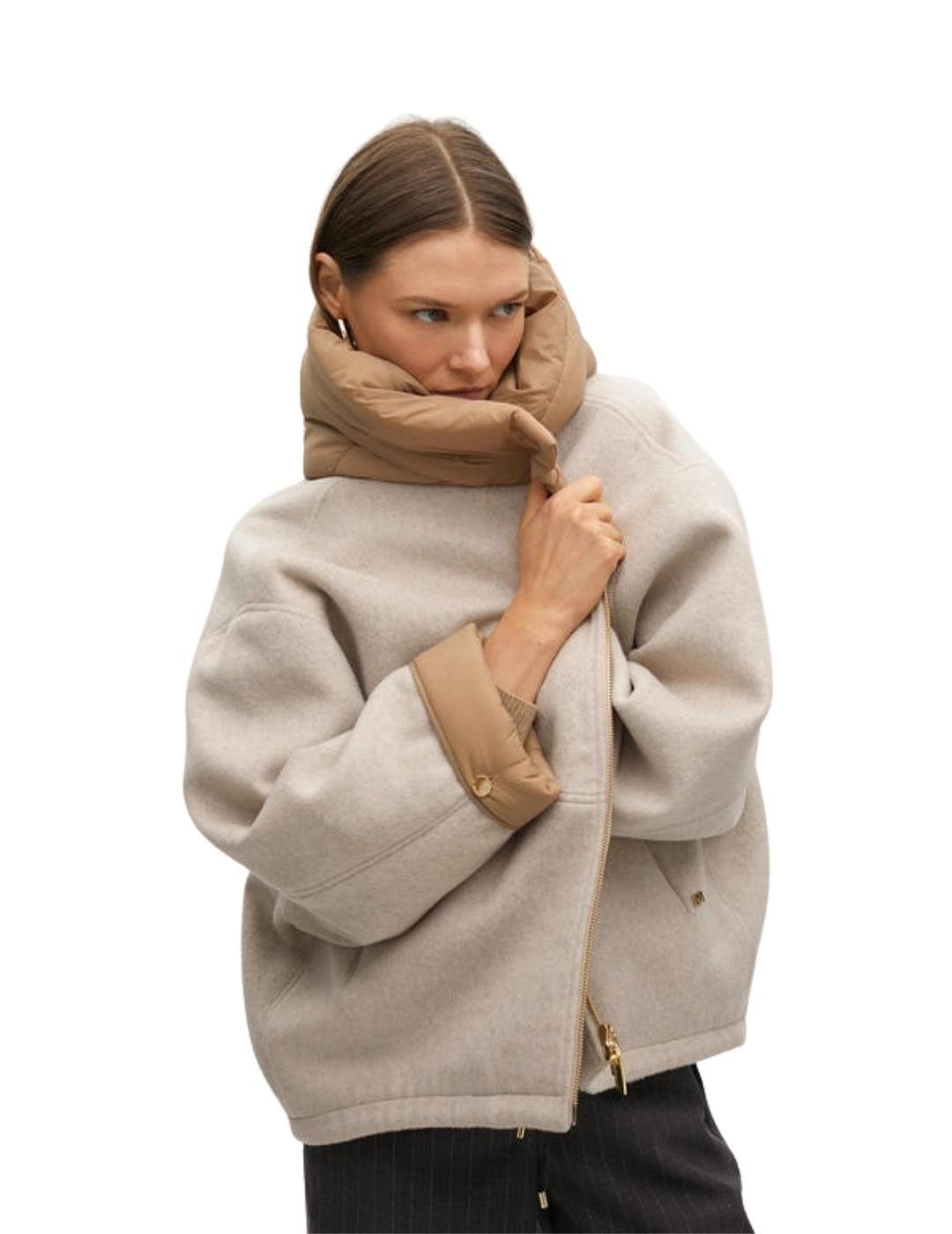 Lola Casademunt Abrigo Corto Bimateria Beige