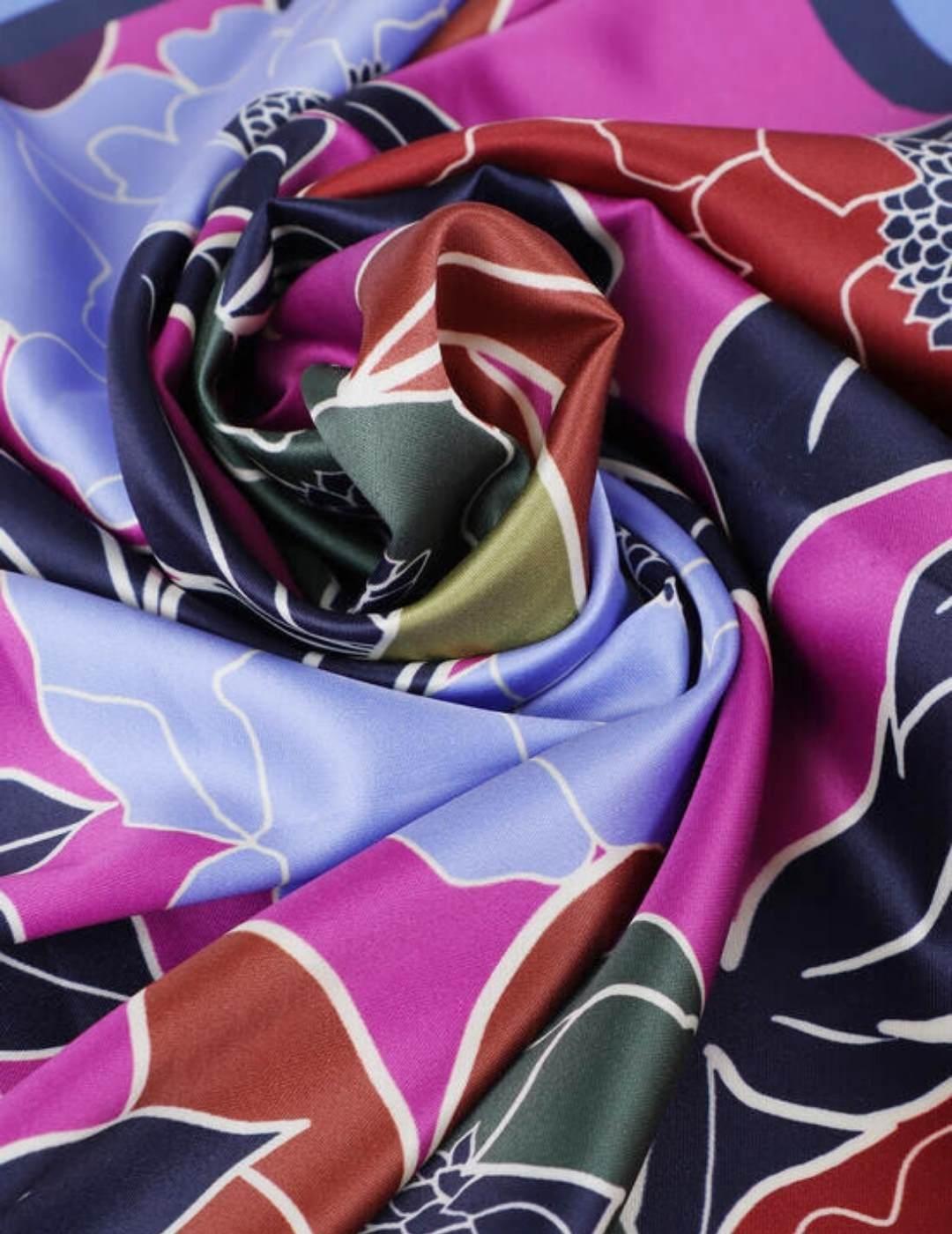 Lola Casademunt Pañuelo Estampado Flores Rosa Azul