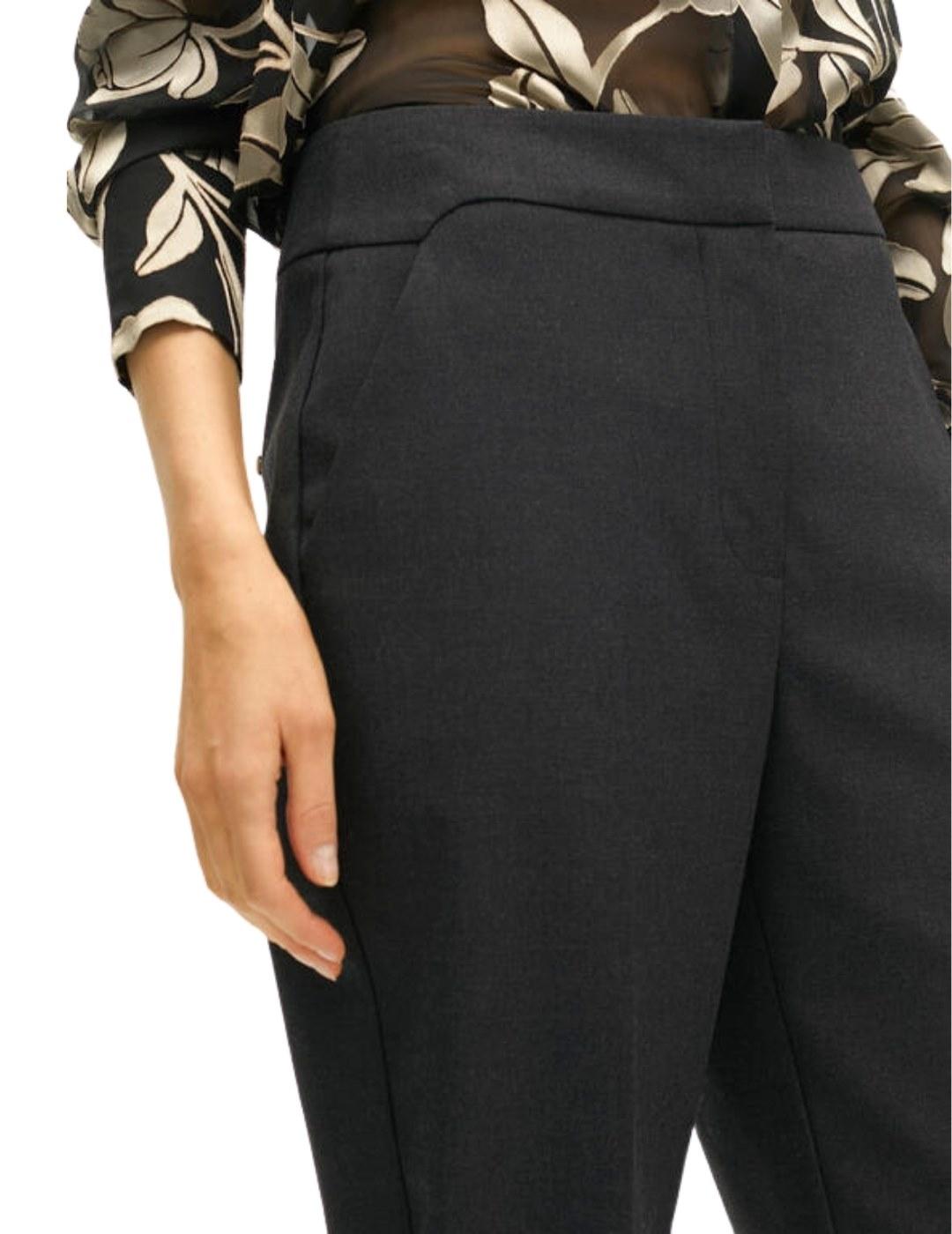 Lola Casademunt Pantalón Chino con detalle cintura