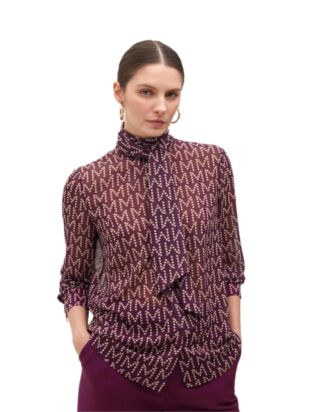 Lola Casademunt Camisa Logotipada con Lazada