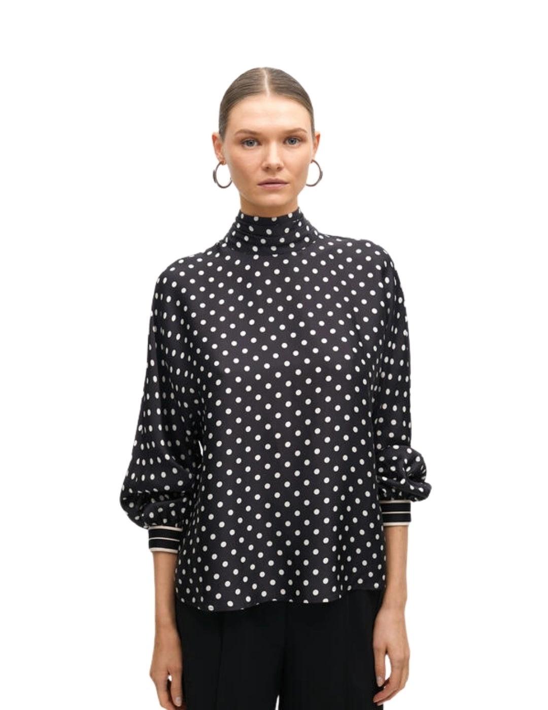 Lola Casademunt Blusa Cuello Perkins Lunares Negro