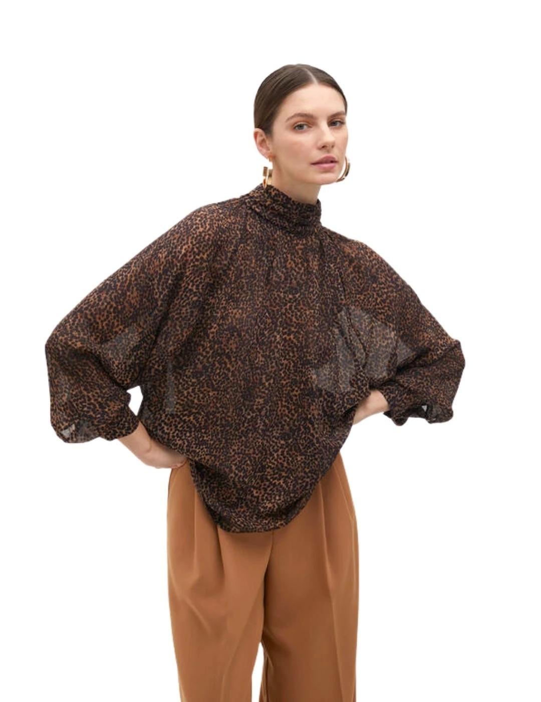 Lola Casademunt Blusa Cuello Perkins Animal Print