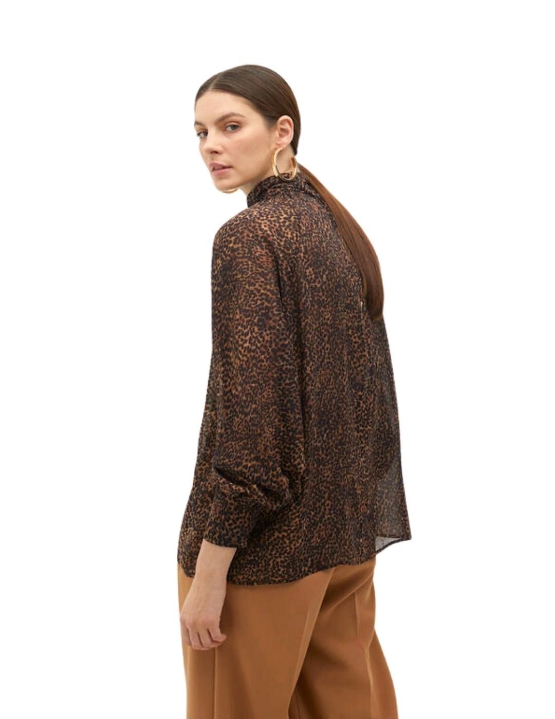 Lola Casademunt Blusa Cuello Perkins Animal Print