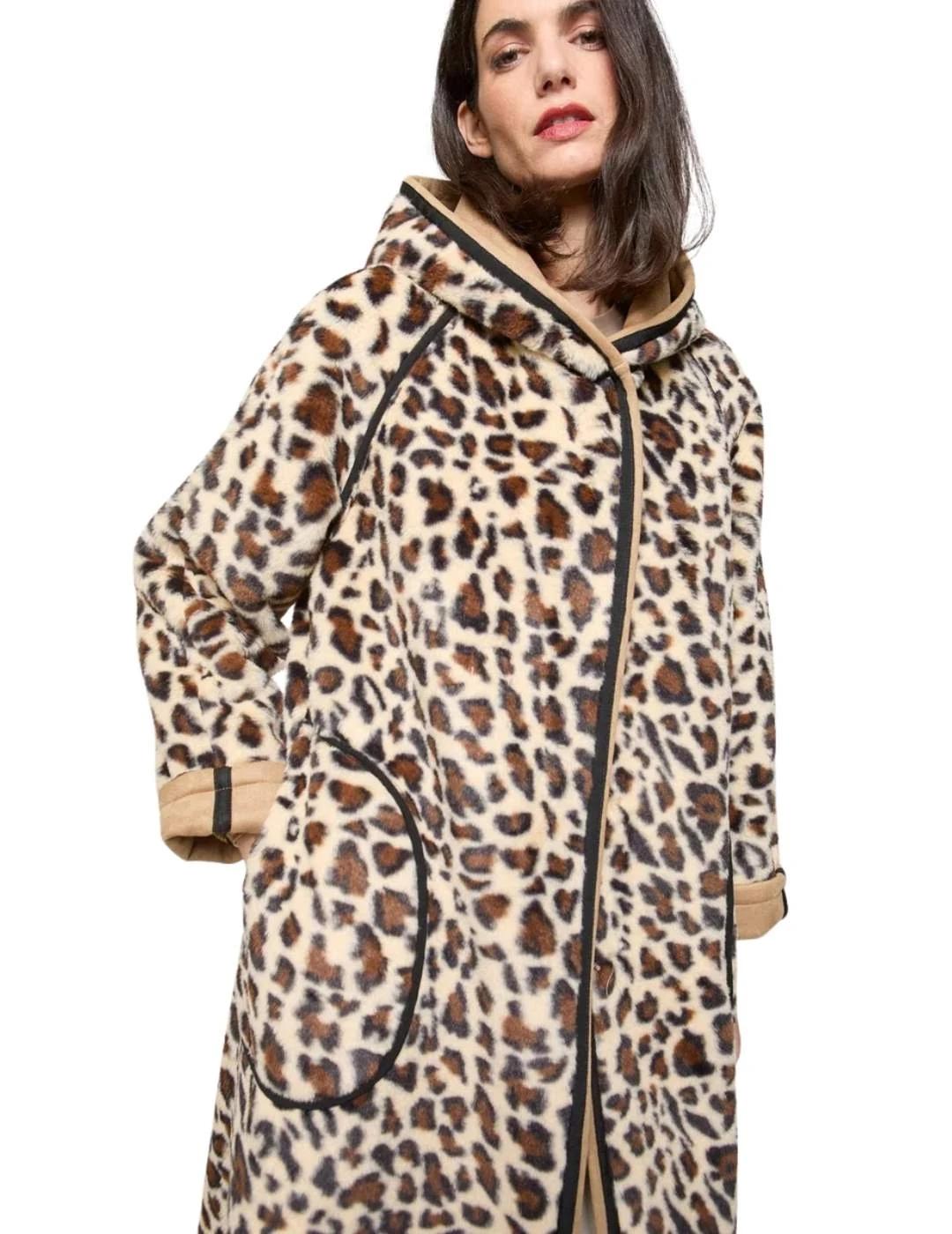 Mercedes De Miguel Abrigo Reversible Ziba Camel