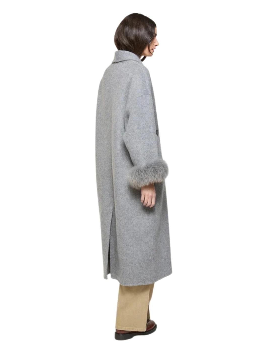 Mercedes De Miguel Abrigo Clásico Gris