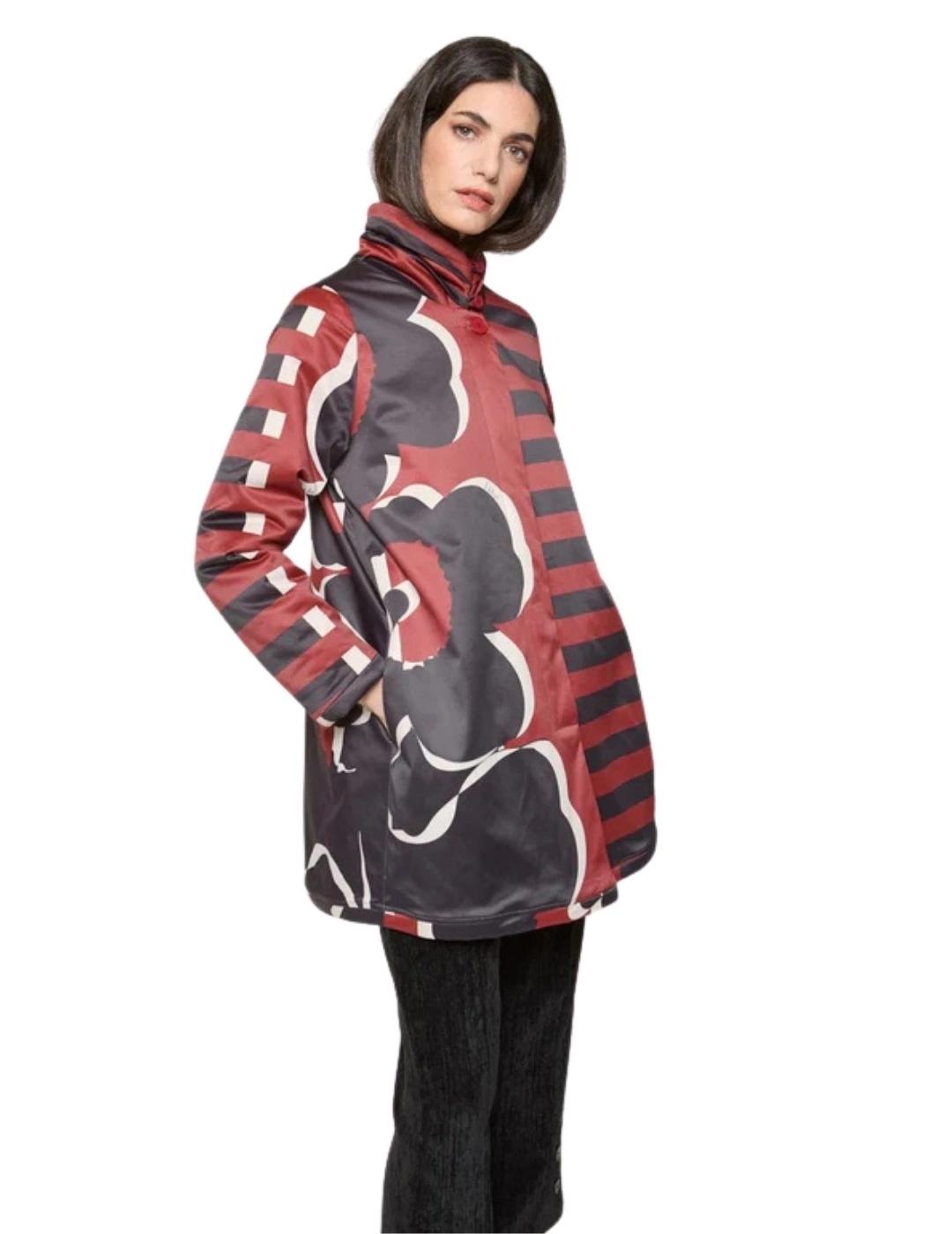 Mercedes De Miguel Gabardina Eris Berenjena