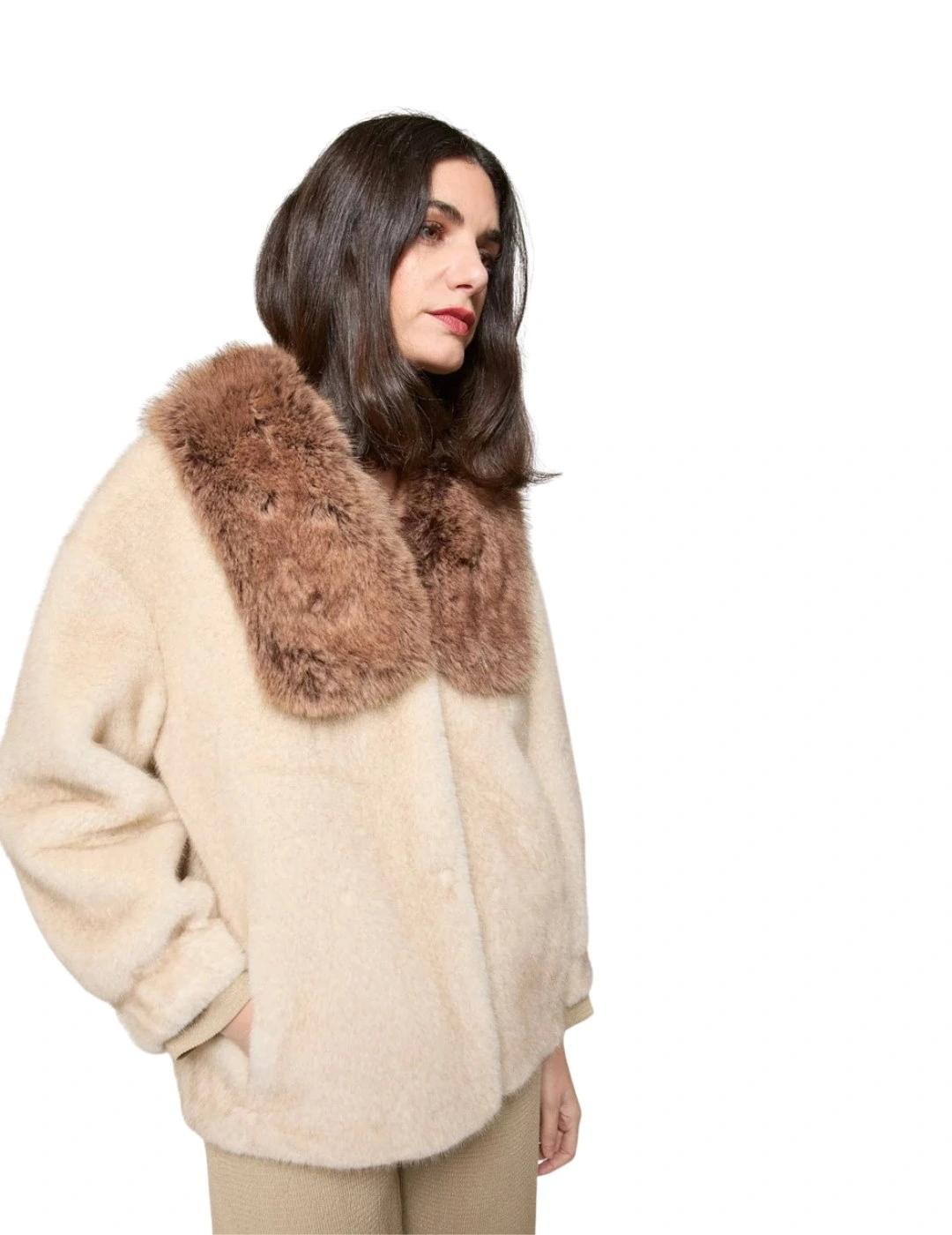 Mercedes De Miguel Chaquetón Pelo Ziba Crudo