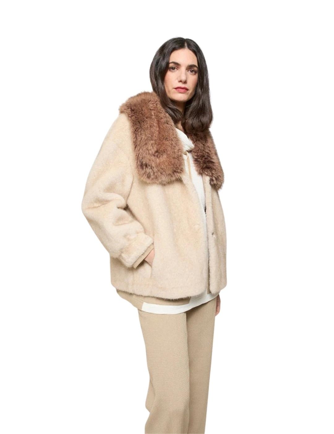 Mercedes De Miguel Chaquetón Pelo Ziba Crudo