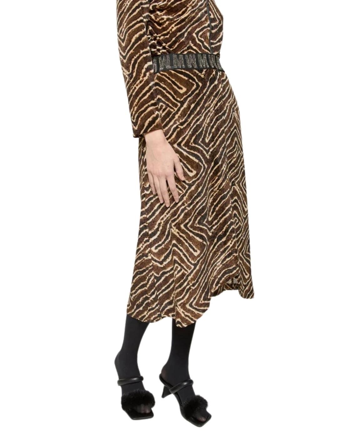 Mercedes De Miguel Falda Nova Negro