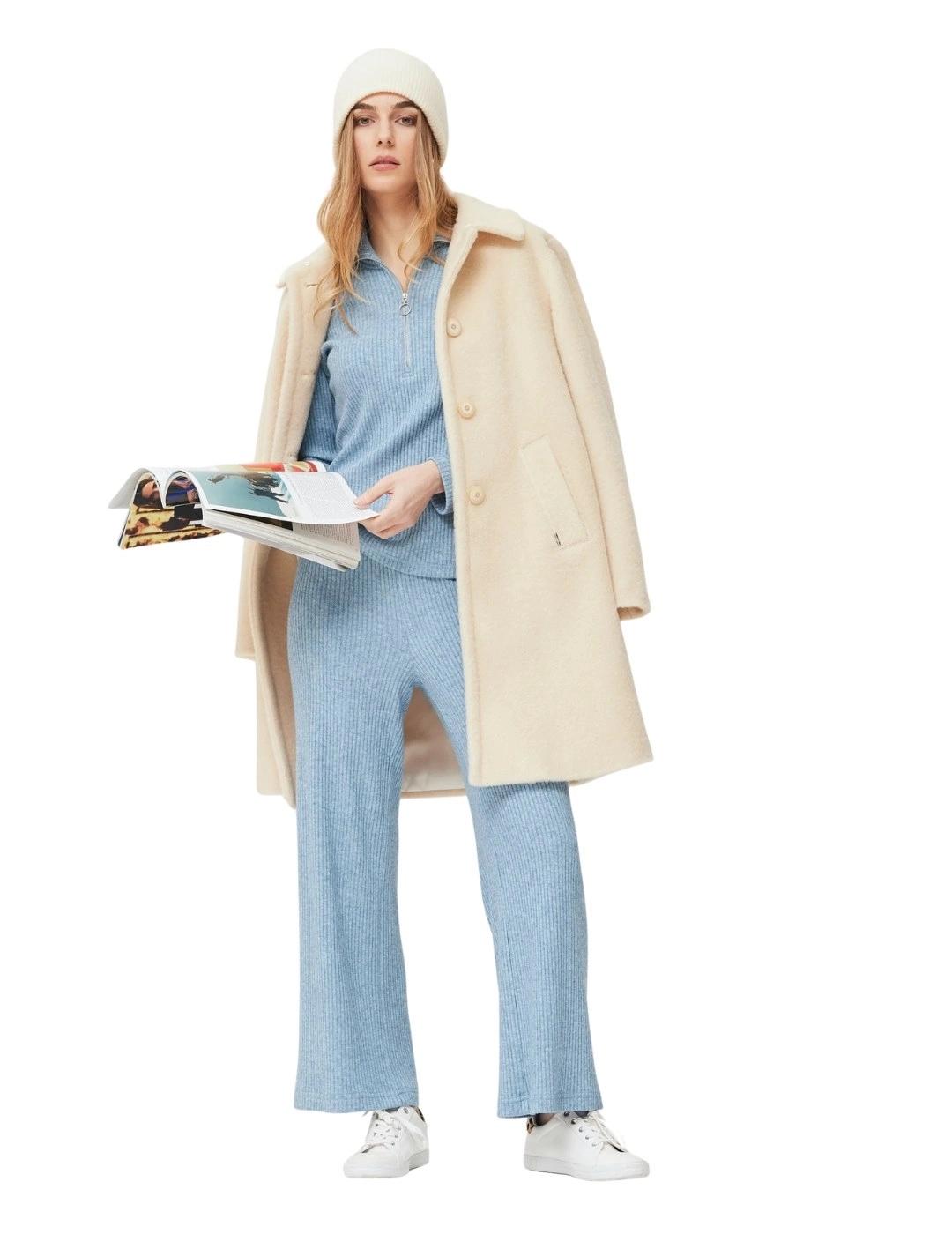 Oky Abrigo Adolfo Punto Grueso Enfieltrado Crudo