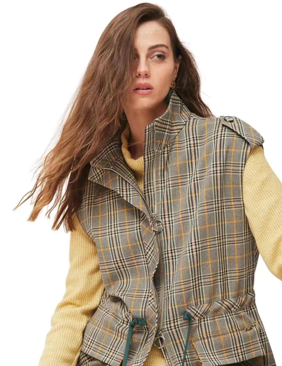 Oky Chaleco Inesa Tejido de cuadros Multicolor