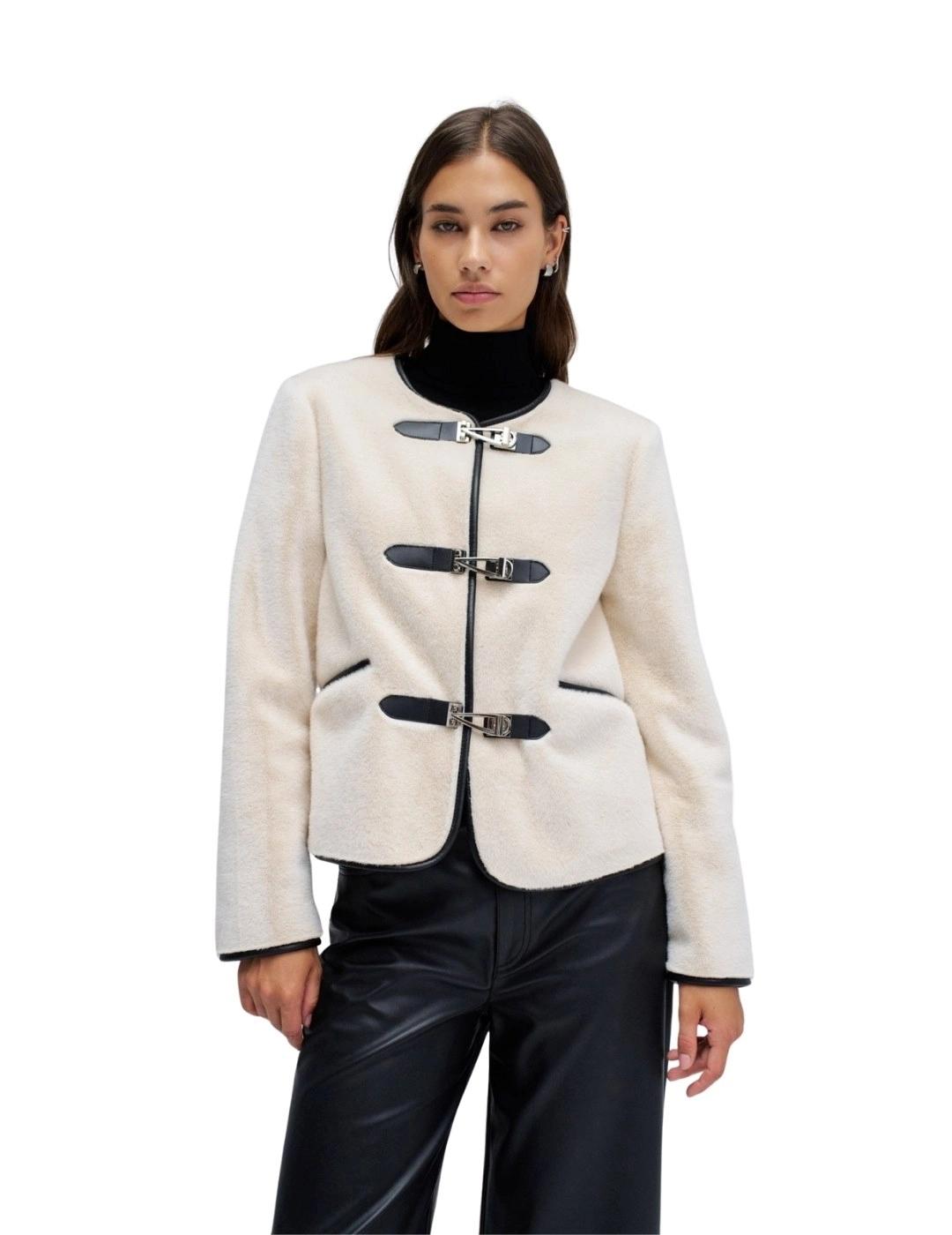 Salsa Chaqueta con pelo Blanco