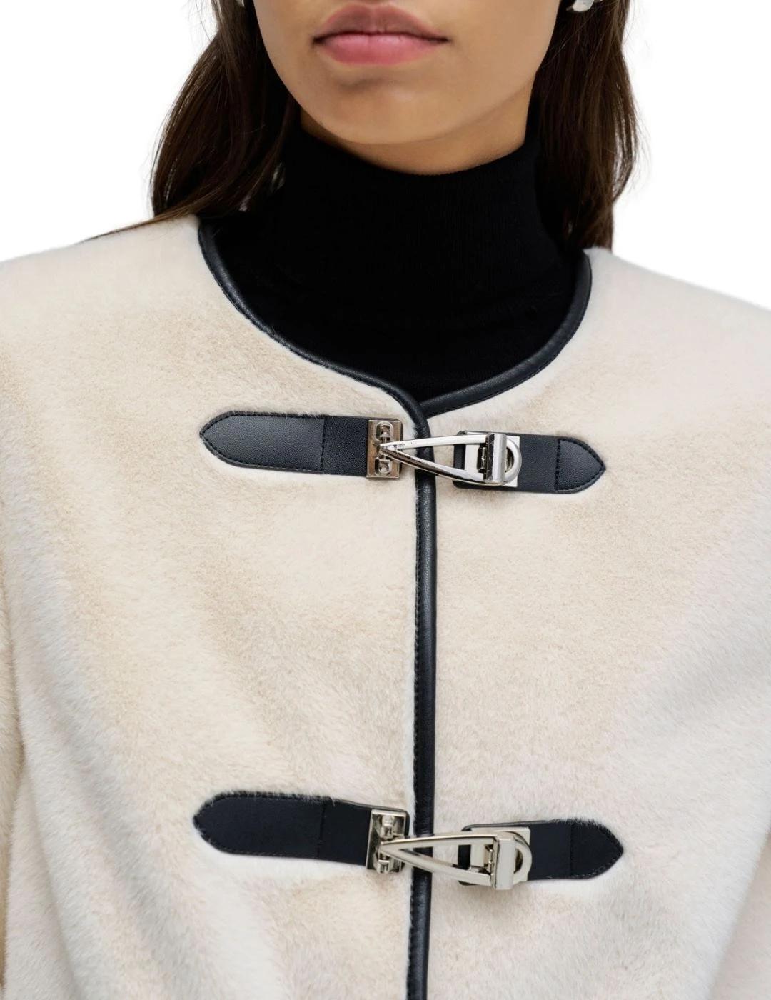 Salsa Chaqueta con pelo Blanco