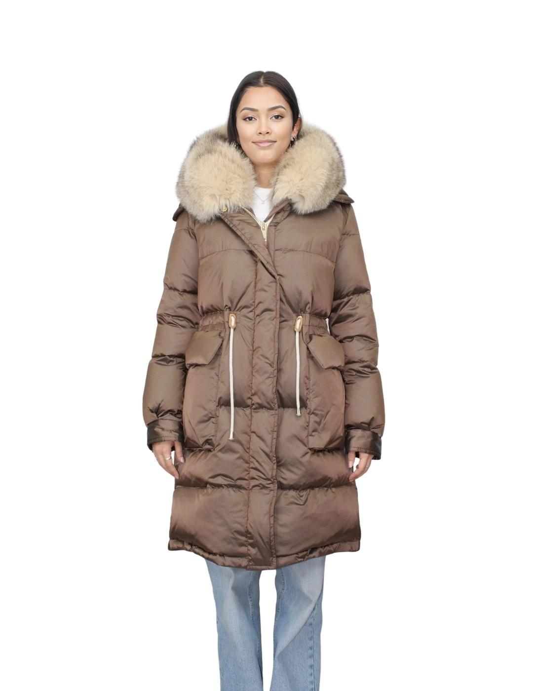 Flo&Clo Parka Marrón con cordón ajustable