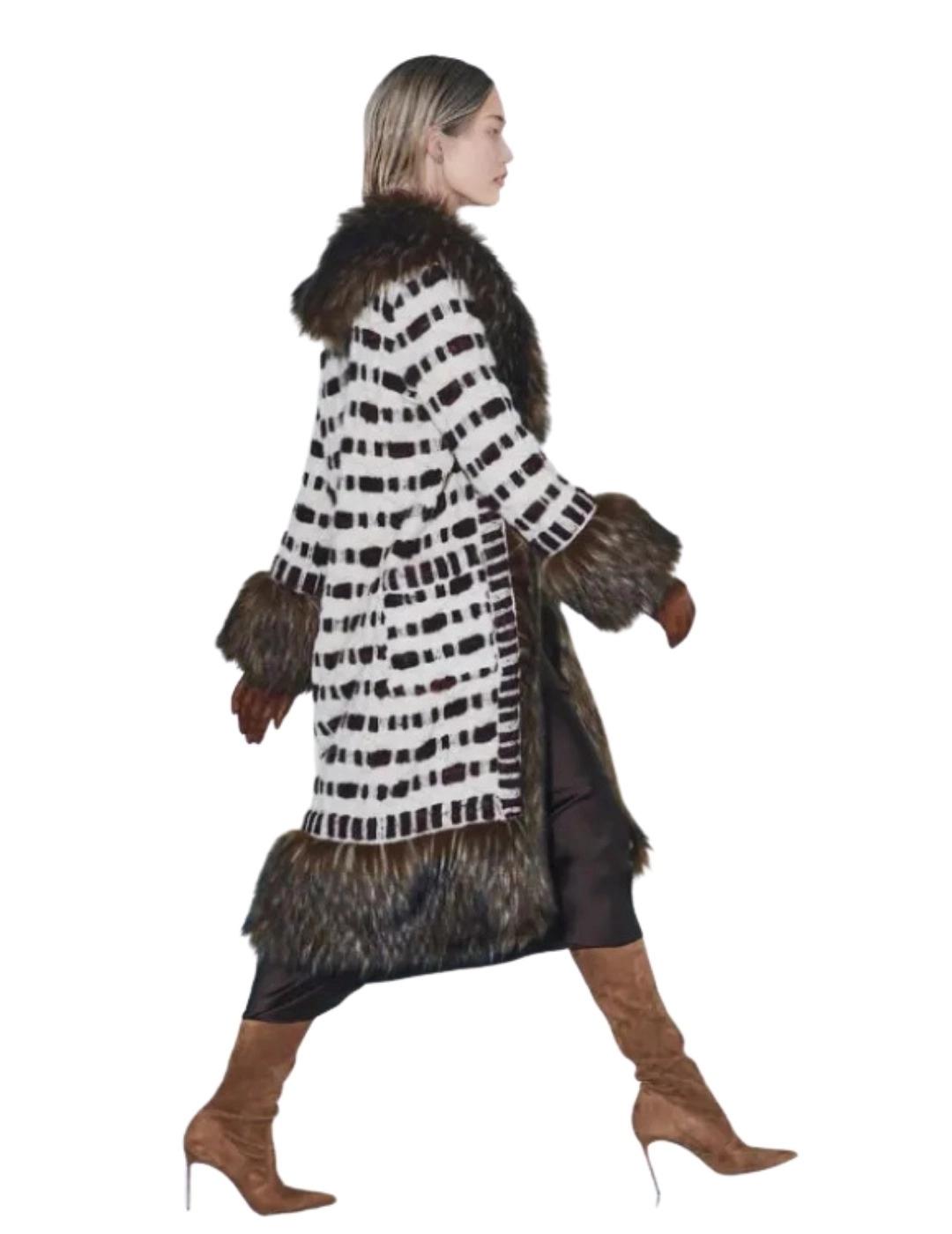 The Extreme Collection Abrigo Largo Alpaca Claire